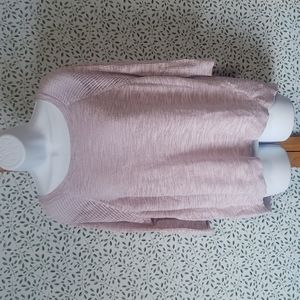Light weight sweater